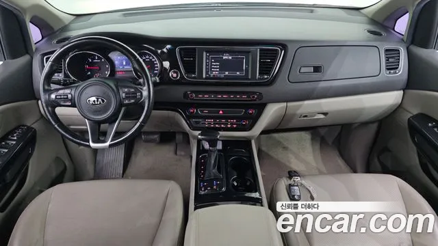 Kia Carnival — интерьер