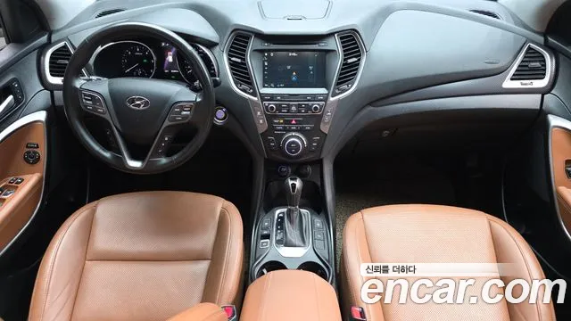 Hyundai Santa Fe — интерьер