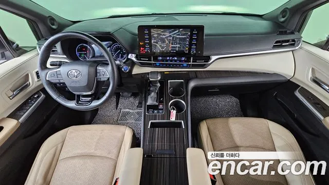 Toyota Sienna — интерьер