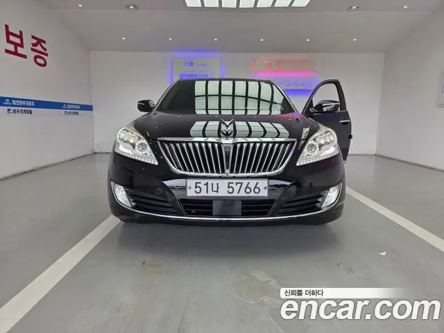 Hyundai Equus