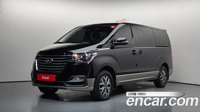 Hyundai Starex