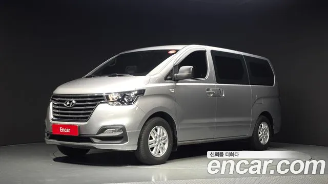 Hyundai Starex