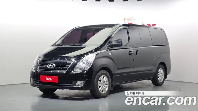 Hyundai Starex
