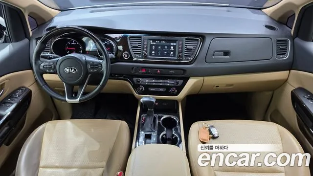 Kia Carnival — интерьер