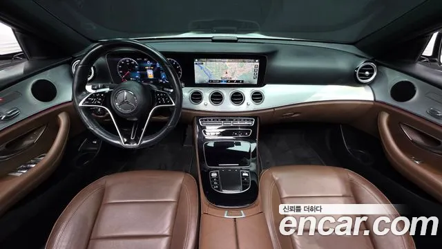Mercedes-Benz E-класс — интерьер