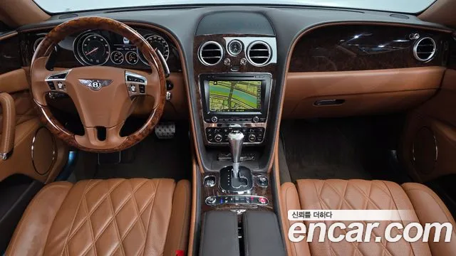 Bentley Flying Spur — интерьер