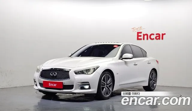 Infiniti Q50