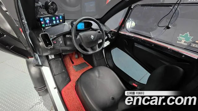 Renault Korea Twizy — интерьер
