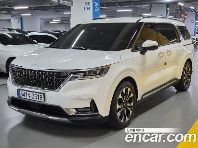 Kia Carnival — экстерьер