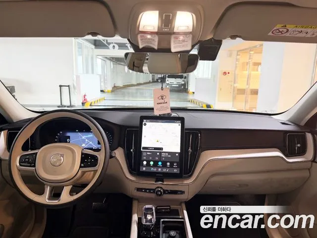 Volvo XC60 — интерьер