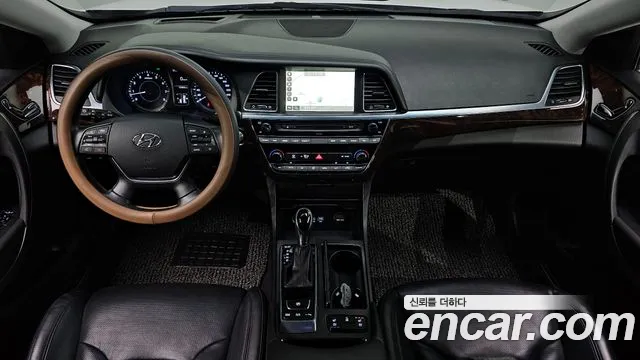 Hyundai Aslan — интерьер