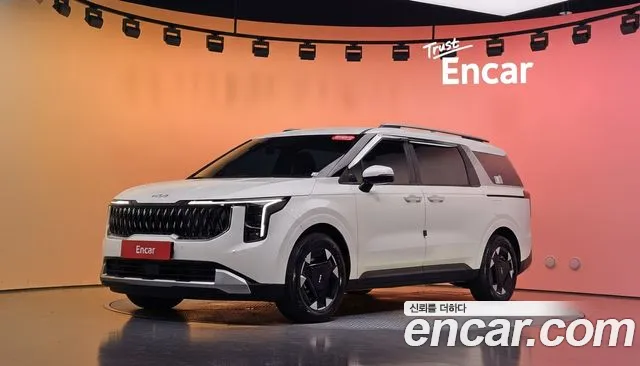 Kia Carnival — экстерьер
