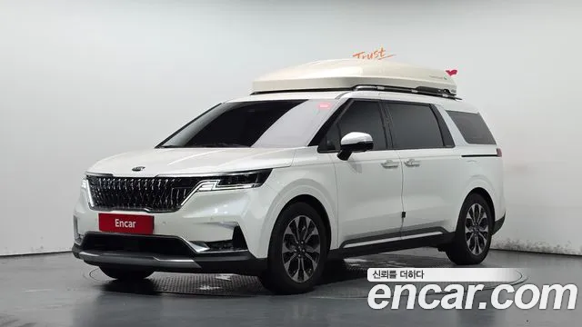 Kia Carnival — экстерьер