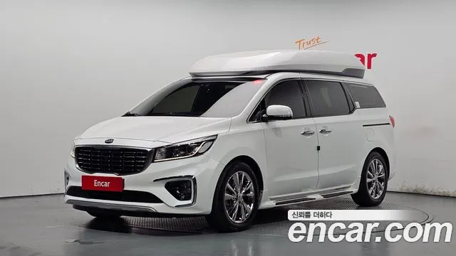Kia Carnival — экстерьер