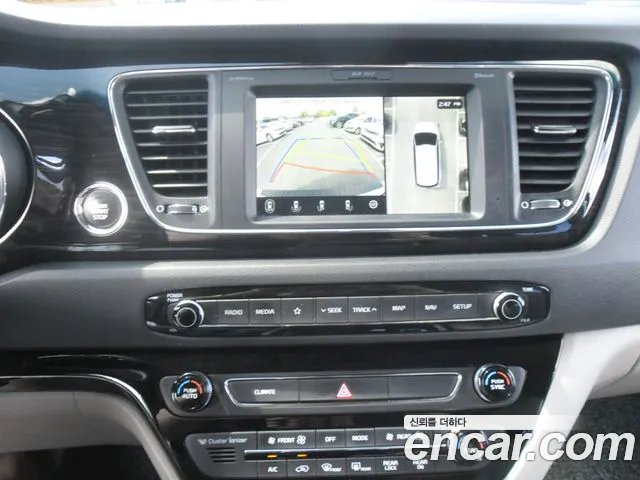 Kia Carnival — интерьер