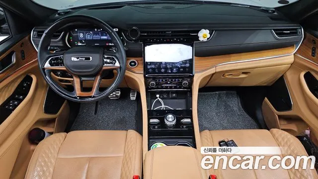 Jeep Cherokee — интерьер