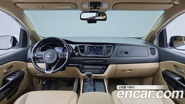 Kia Carnival — интерьер