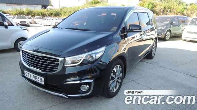Kia Carnival — экстерьер