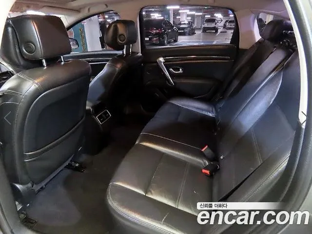Renault Korea SM7 — интерьер