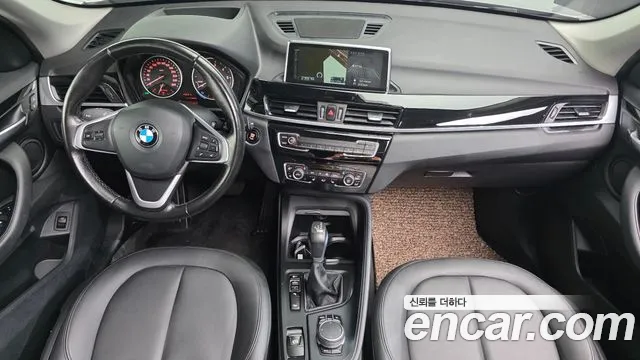 BMW X1 — интерьер