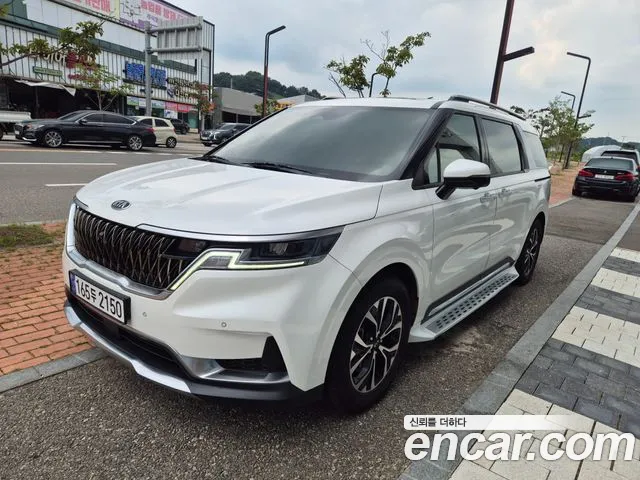 Kia Carnival — экстерьер