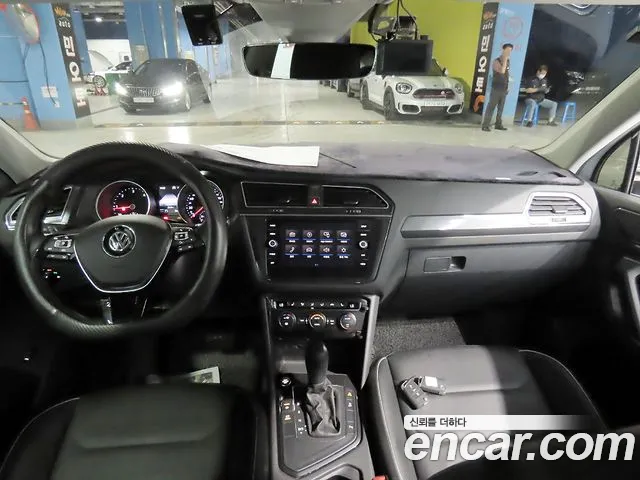 Volkswagen Tiguan — интерьер