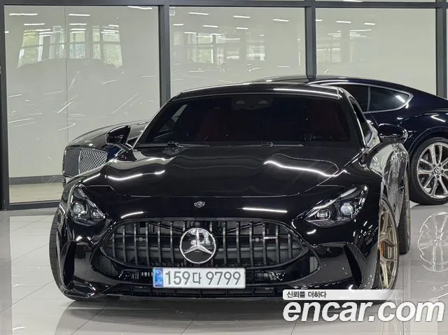 Mercedes-Benz AMG GT — экстерьер