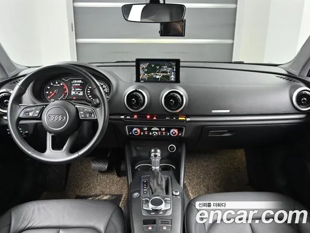 Audi A3 — интерьер
