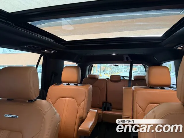 Ford Expedition — интерьер