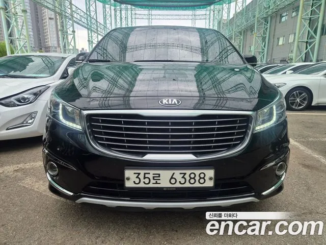 Kia Carnival — экстерьер