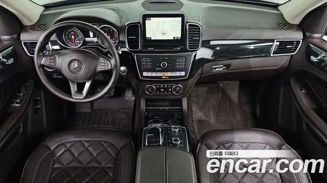 Mercedes-Benz GLS-класс — интерьер