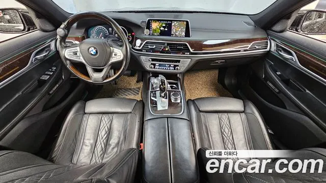 BMW 7 серия — интерьер
