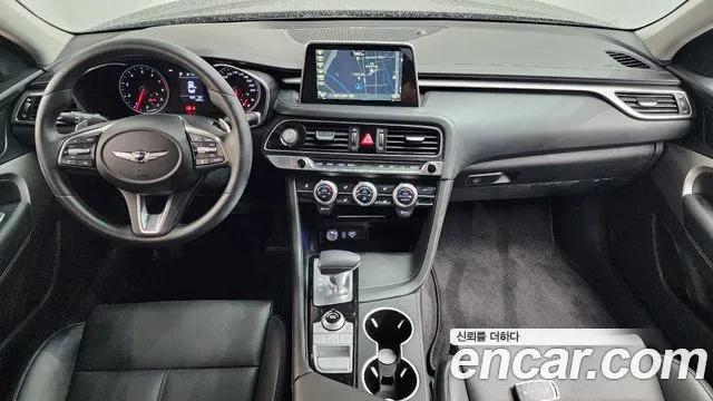 Genesis G70 — интерьер