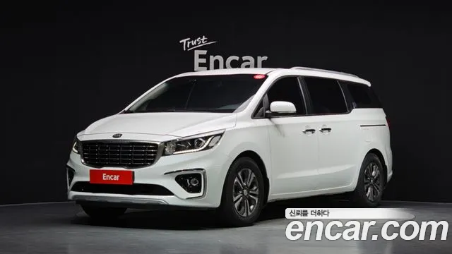 Kia Carnival — экстерьер