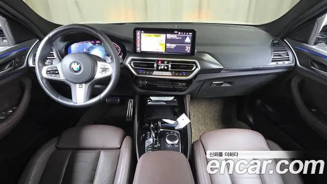 BMW X4 — интерьер