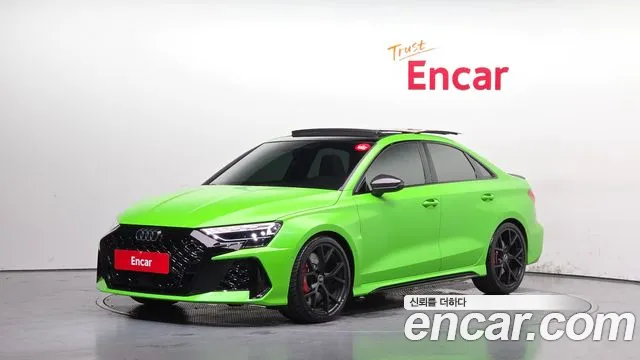 Audi RS3 — экстерьер