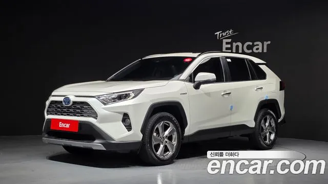 Toyota RAV4 — экстерьер