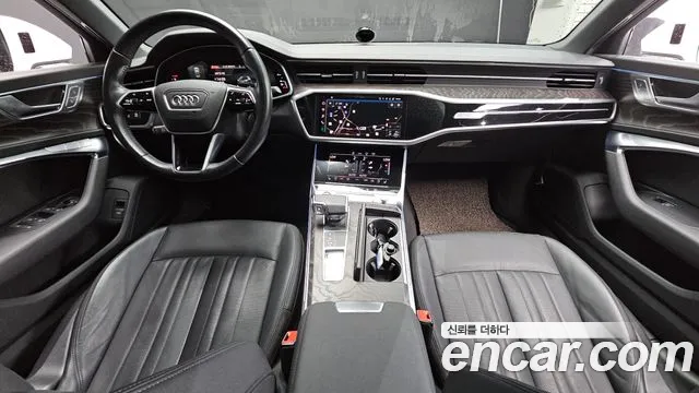 Audi A6 — интерьер