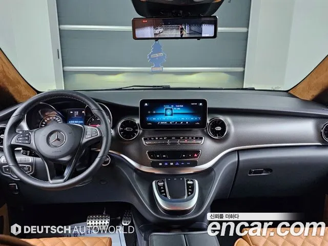 Mercedes-Benz V-класс — интерьер