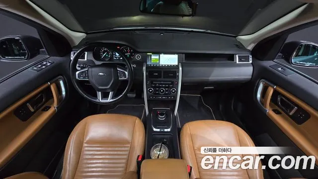 Land Rover Discovery Sport — интерьер