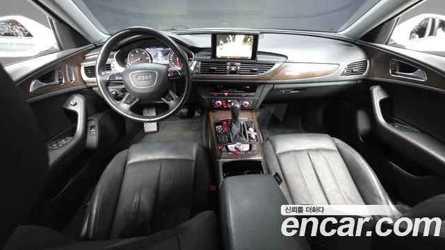 Audi A6 — интерьер