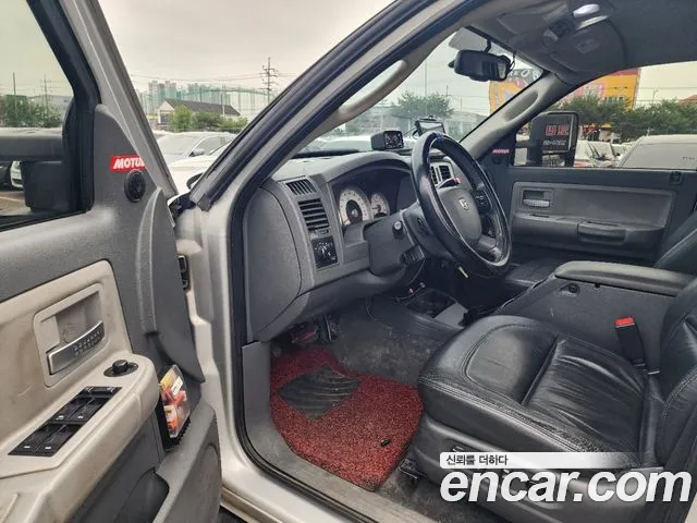 Dodge Dakota — интерьер