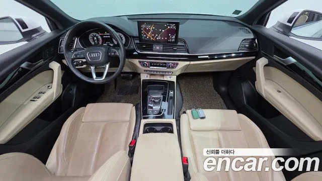 Audi Q5 — интерьер