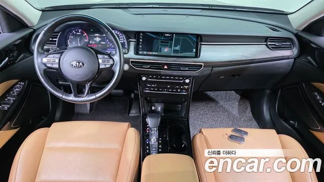 Kia K7 — интерьер