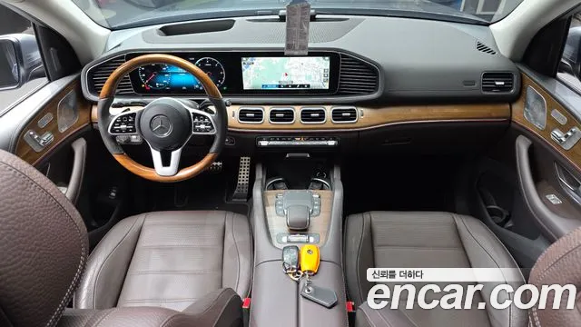 Mercedes-Benz GLS-класс — интерьер