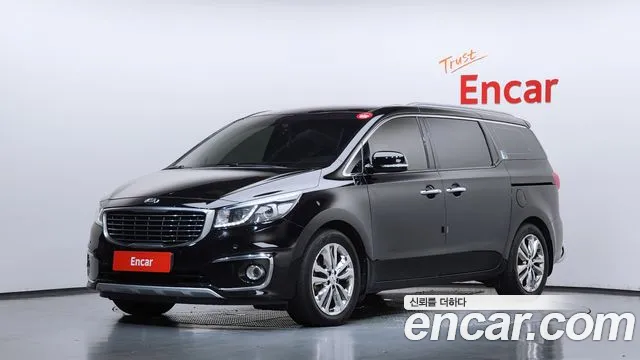 Kia Carnival — экстерьер