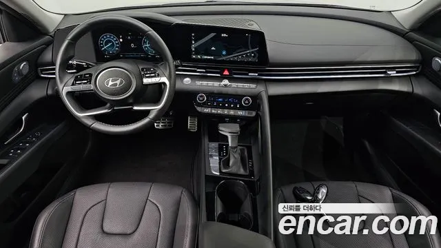 Hyundai Elantra — интерьер