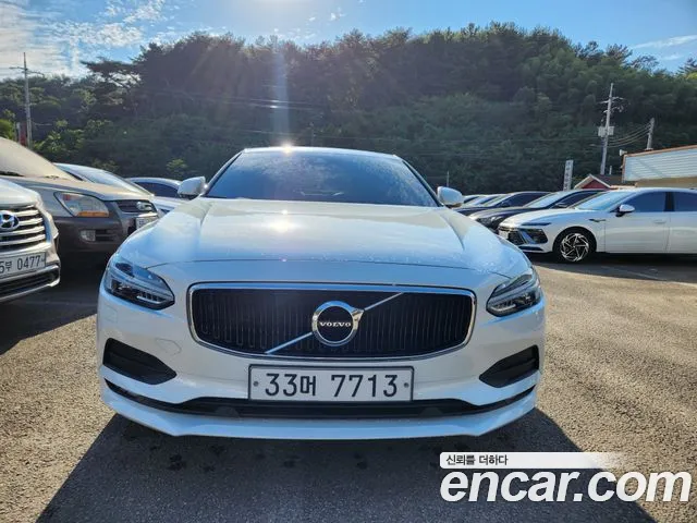 Volvo S90 — экстерьер