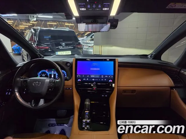 Toyota Alphard — интерьер