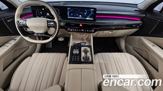 Kia K8 — интерьер